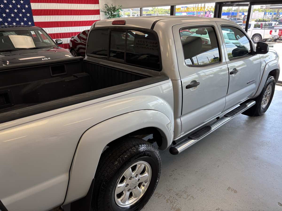 2008 Toyota Tacoma PreRunner photo 11