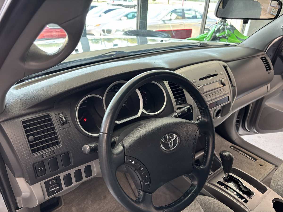 2008 Toyota Tacoma PreRunner photo 13
