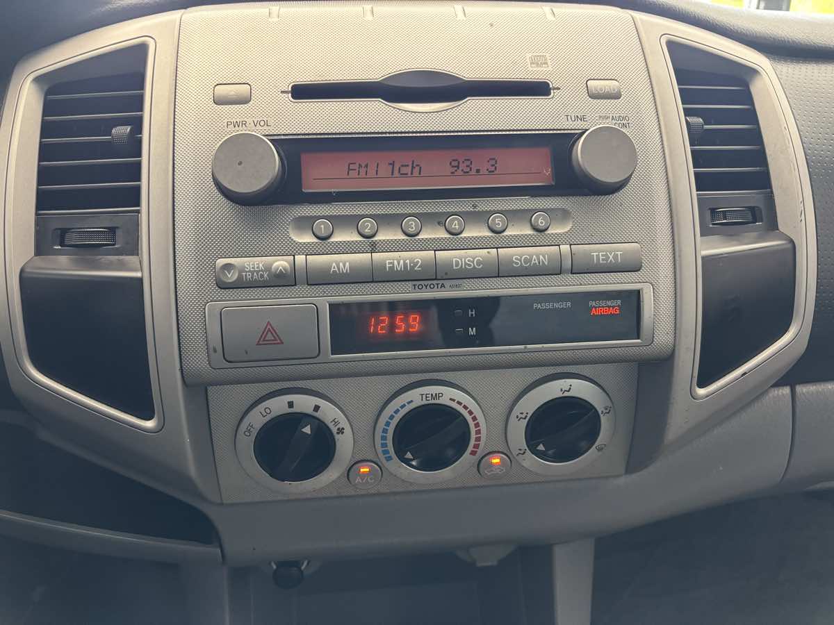 2008 Toyota Tacoma PreRunner photo 18