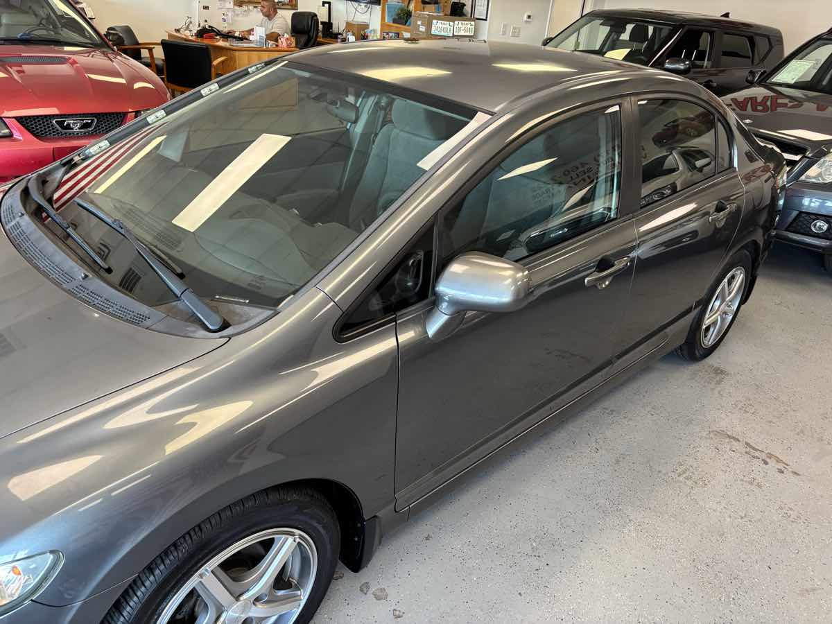 2010 Honda Civic LX photo 3