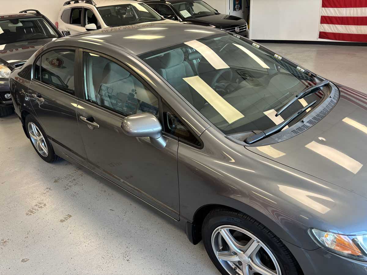 2010 Honda Civic LX photo 4