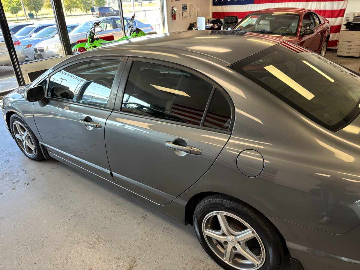 2010 Honda Civic LX photo 11