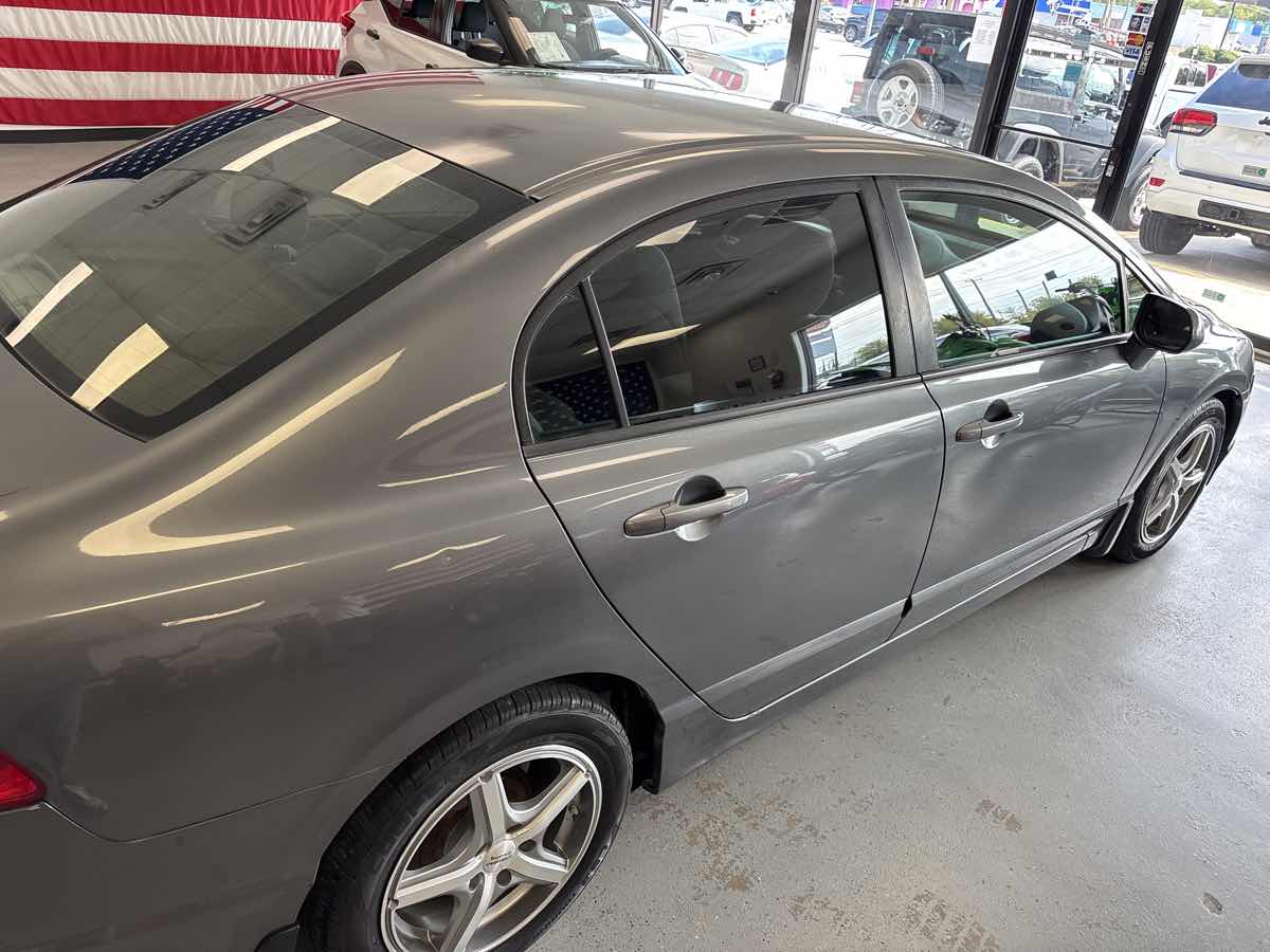 2010 Honda Civic LX photo 12