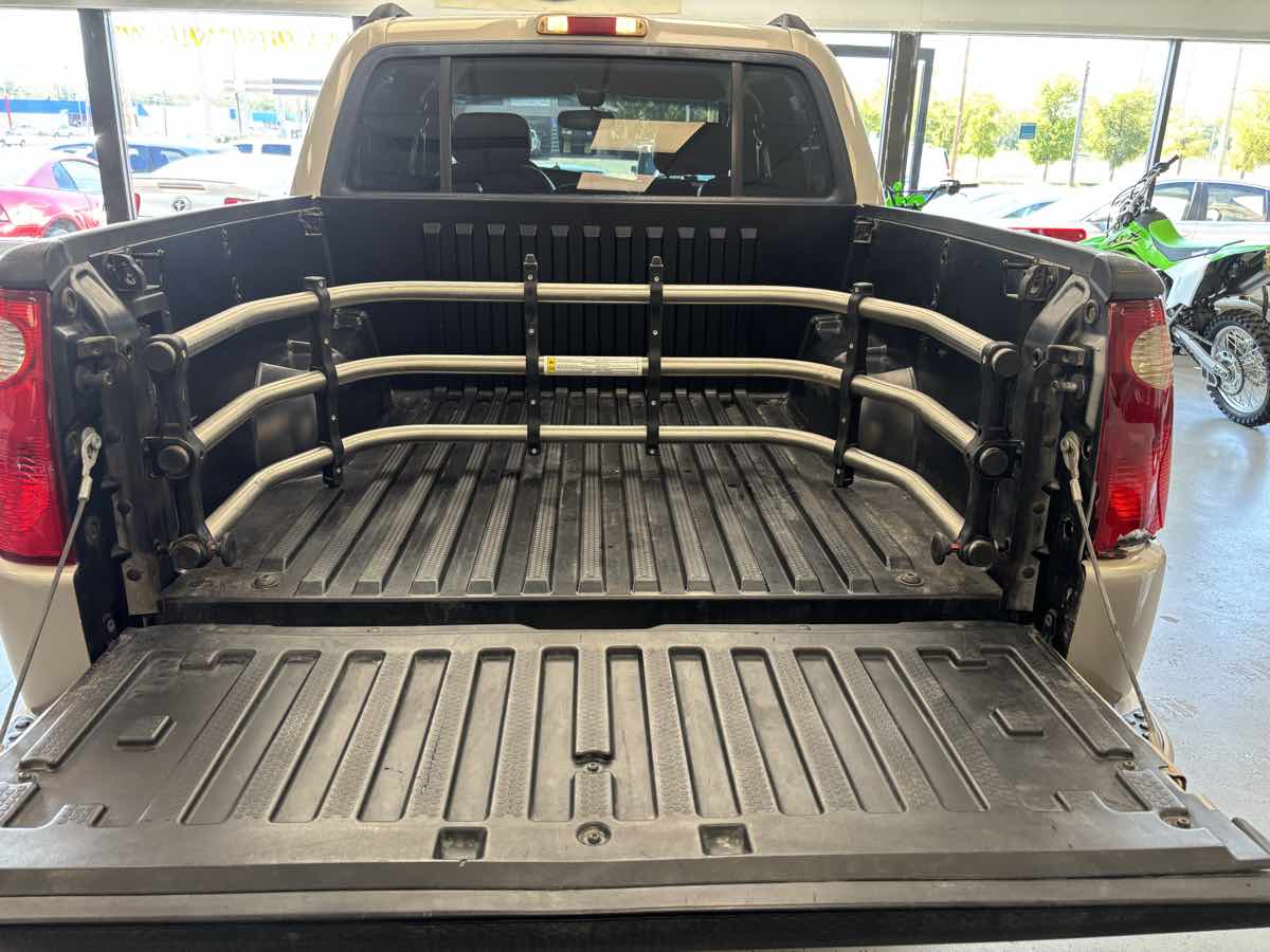 2005 Ford Explorer Sport Trac XLS photo 10