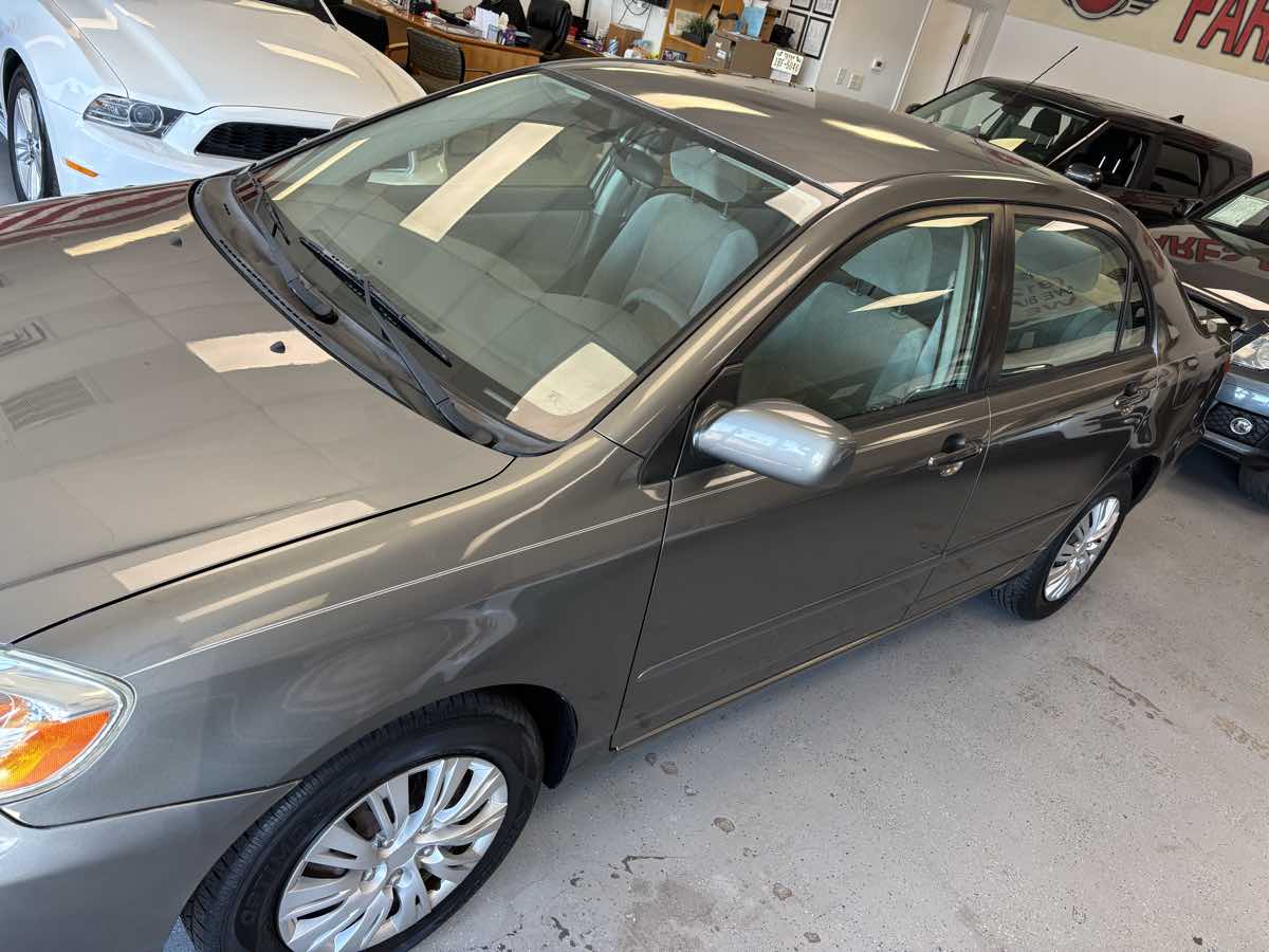 2008 Toyota Corolla S photo 3