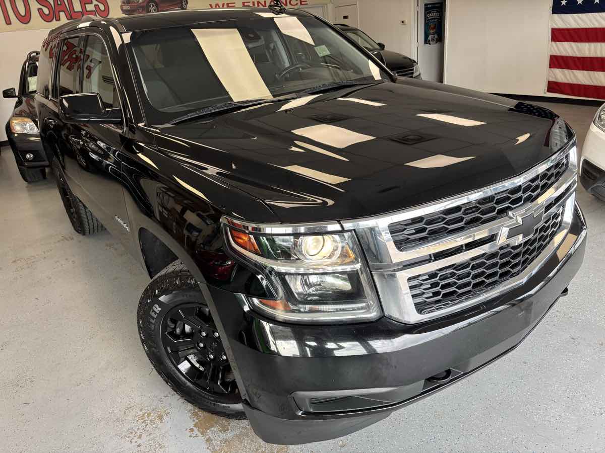 2019 Chevrolet Tahoe LS photo 6