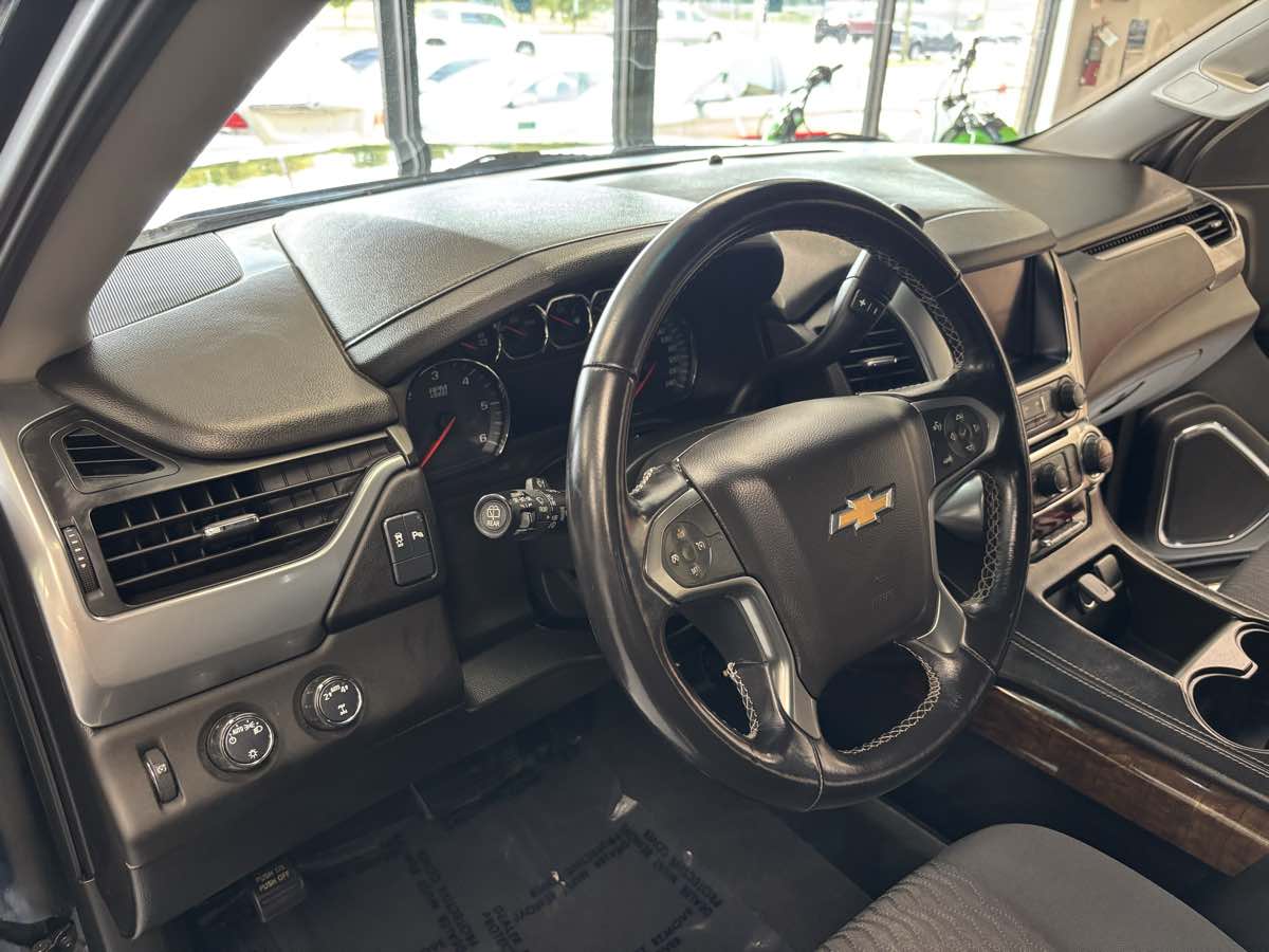2019 Chevrolet Tahoe LS photo 12