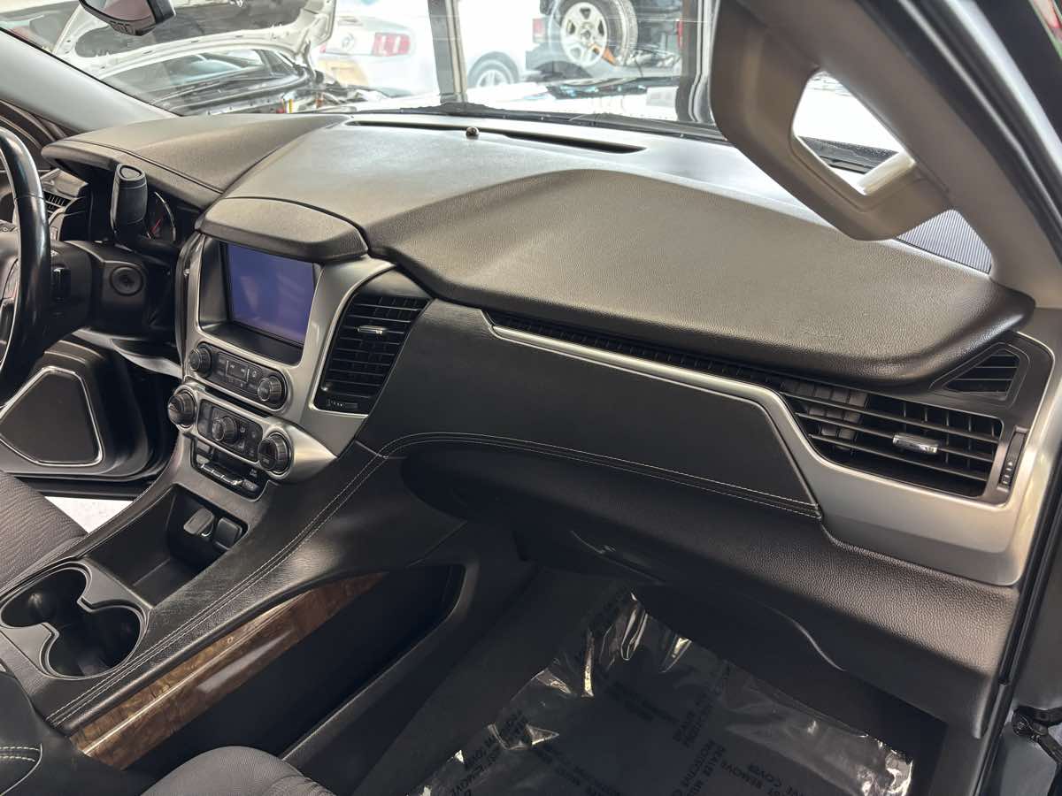 2019 Chevrolet Tahoe LS photo 13