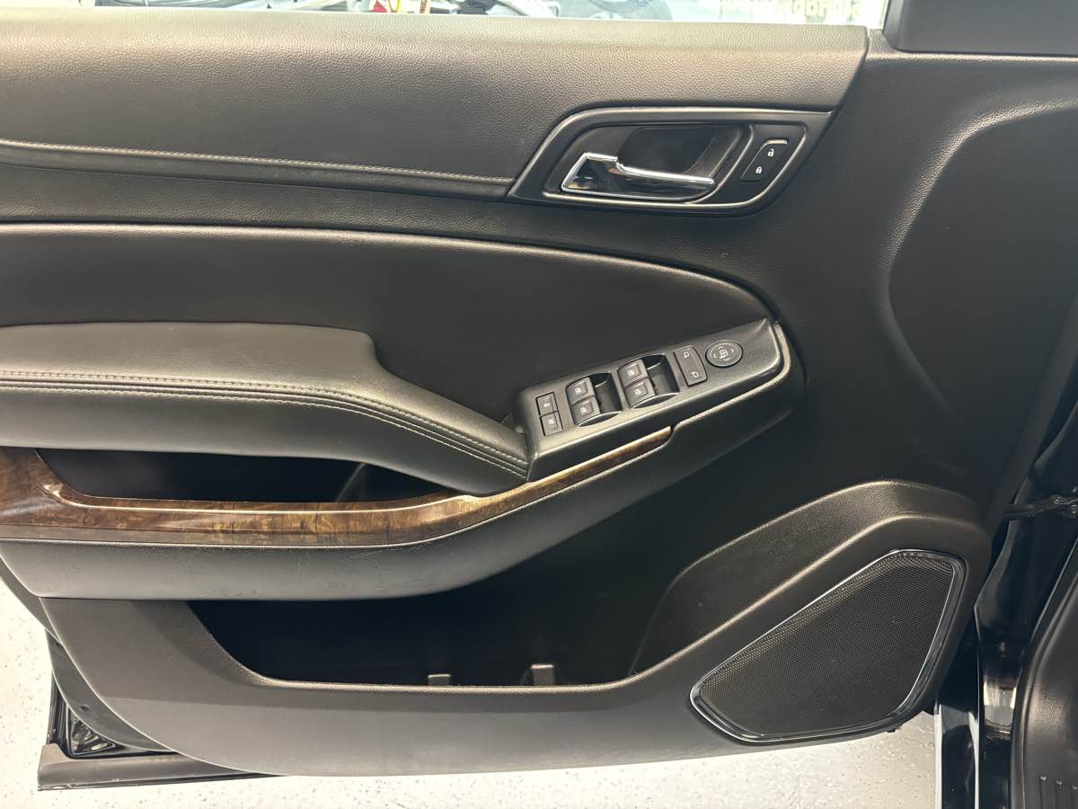 2019 Chevrolet Tahoe LS photo 17
