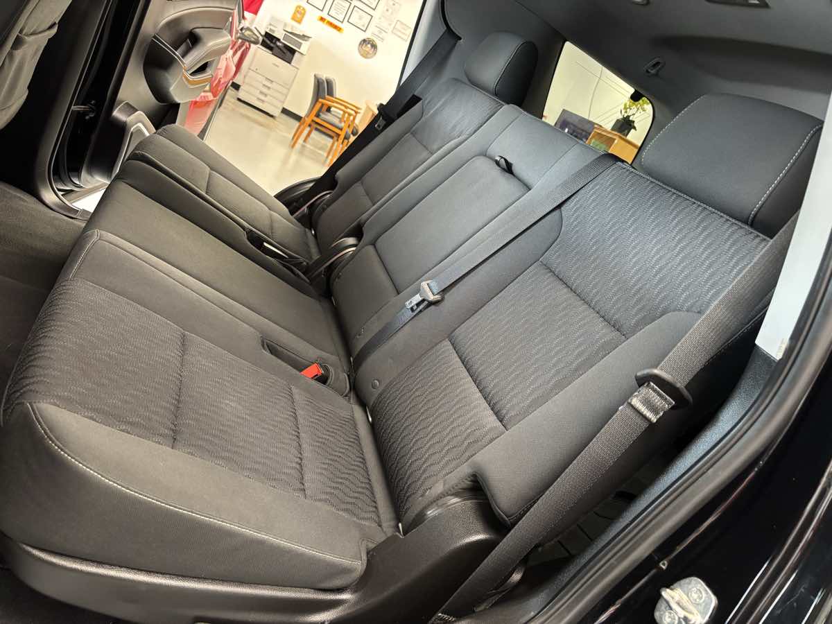 2019 Chevrolet Tahoe LS photo 23