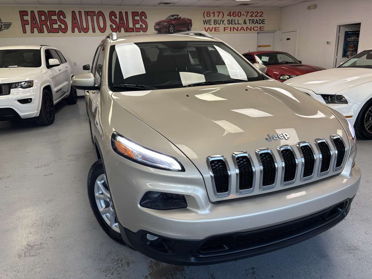 2015 Jeep Cherokee Latitude photo 4