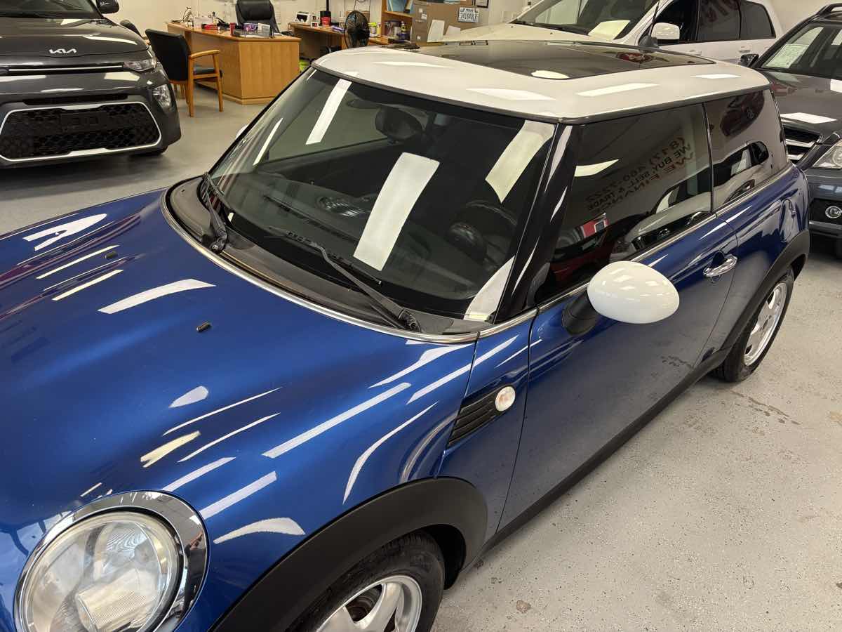 2008 Mini Cooper Hardtop photo 2