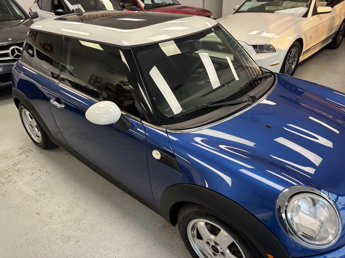 2008 Mini Cooper Hardtop photo 3