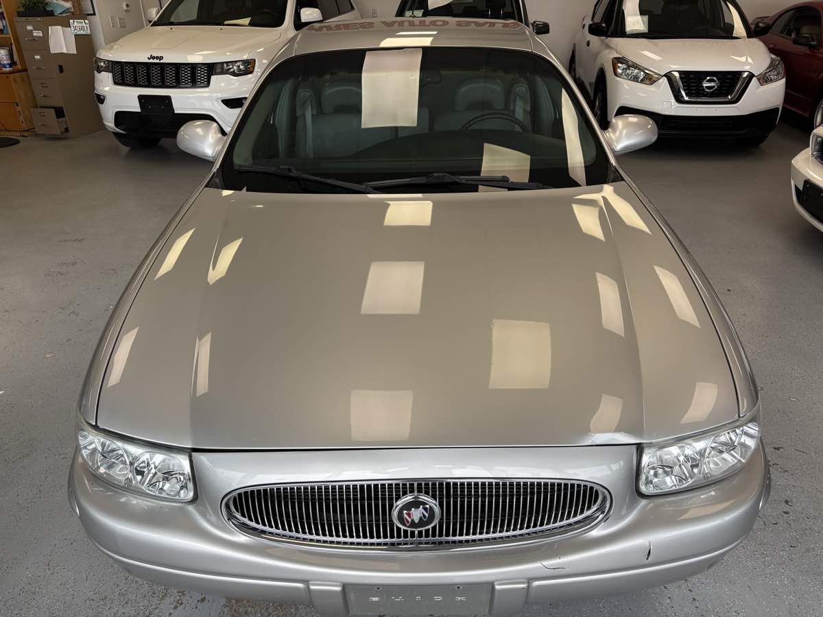 2005 Buick LeSabre Custom photo 2