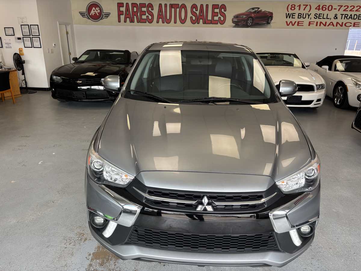 2018 Mitsubishi Outlander Sport 2.4 SE 2WD CVT's photo