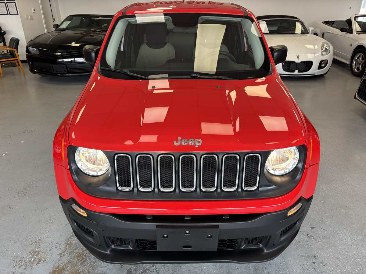 Jeep Renegade photo 7