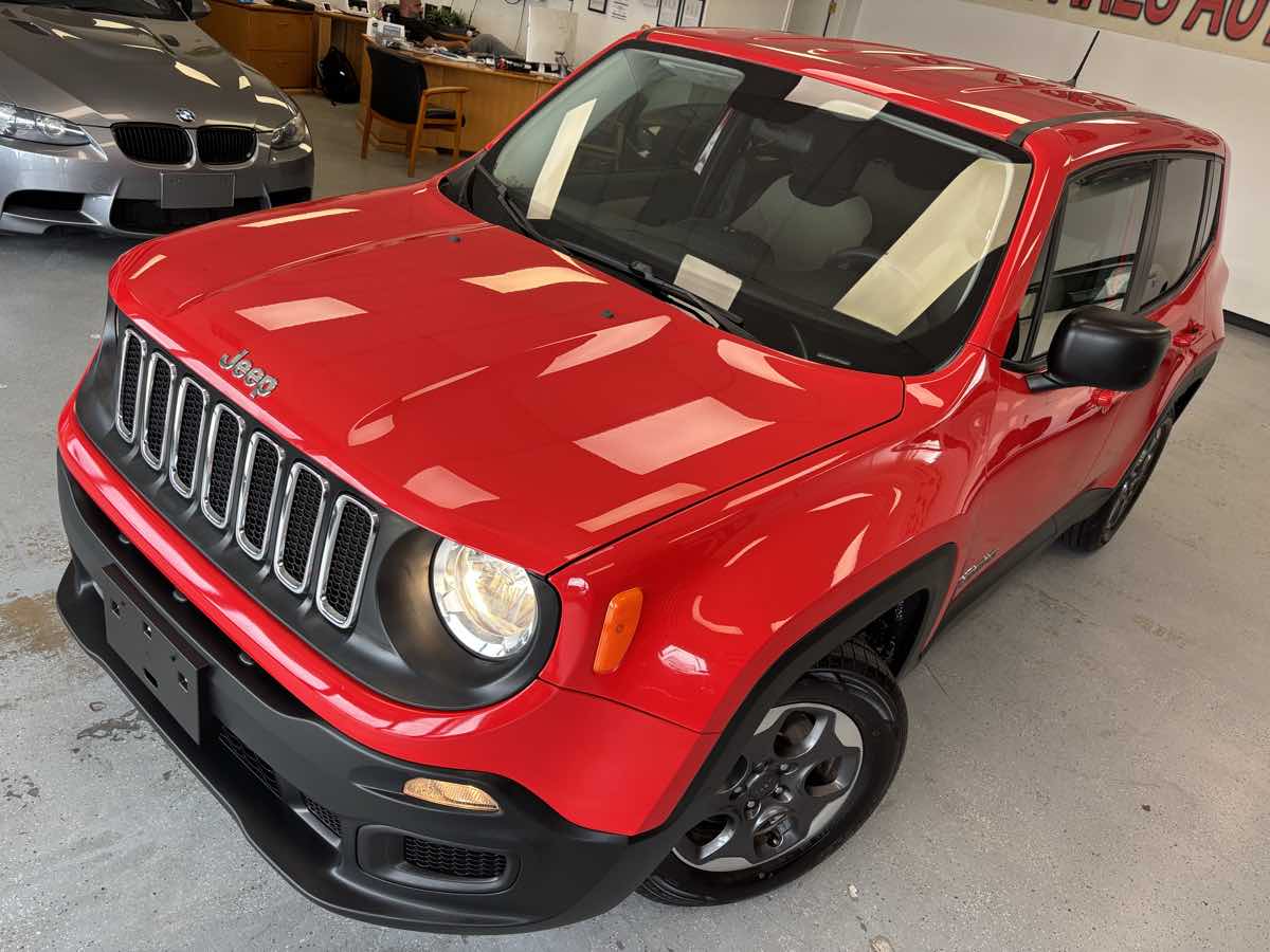 Jeep Renegade photo 9