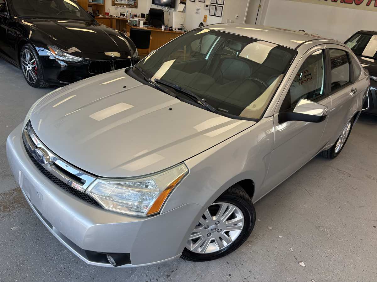 Ford Focus photo 6