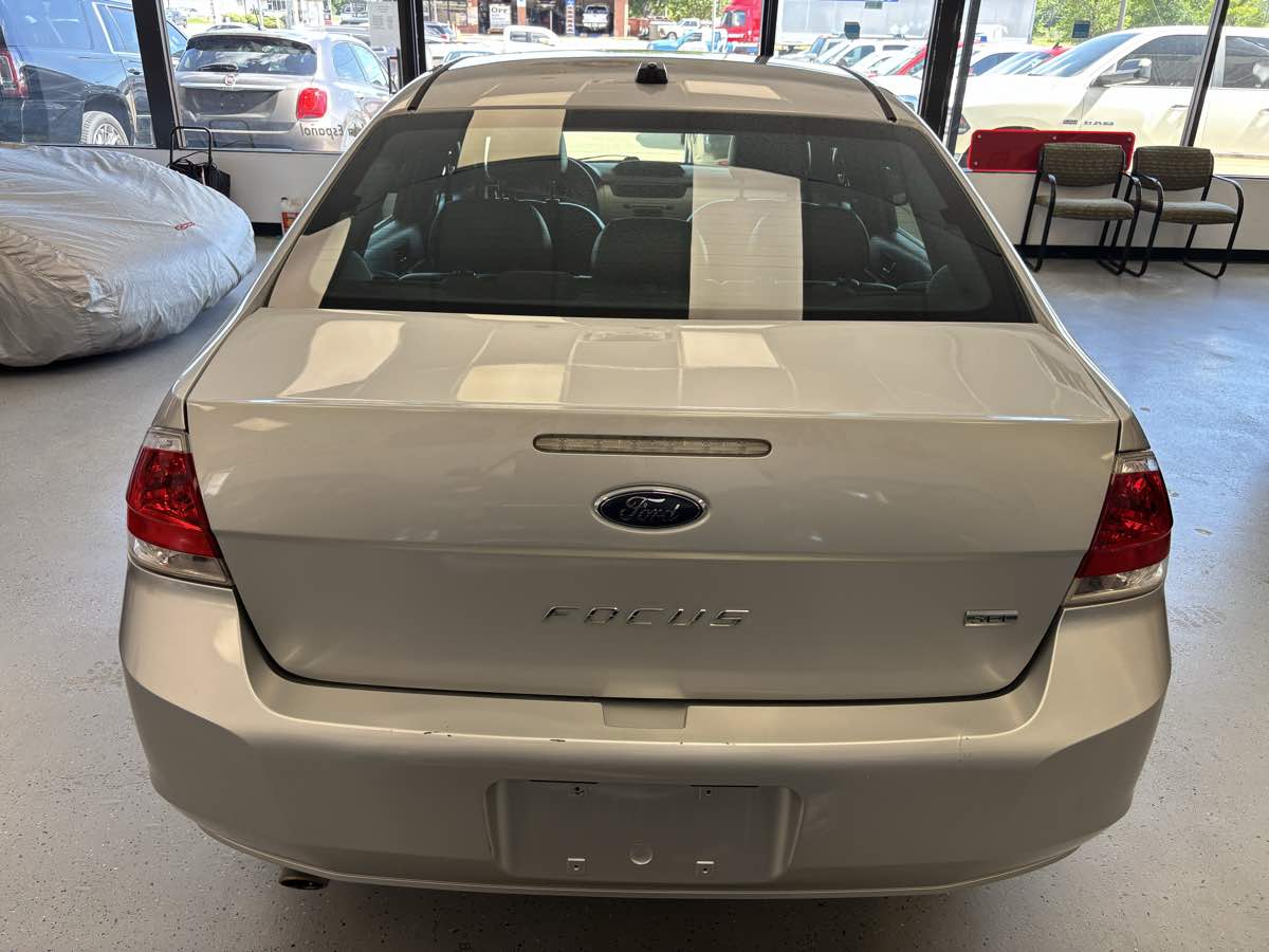 Ford Focus photo 10