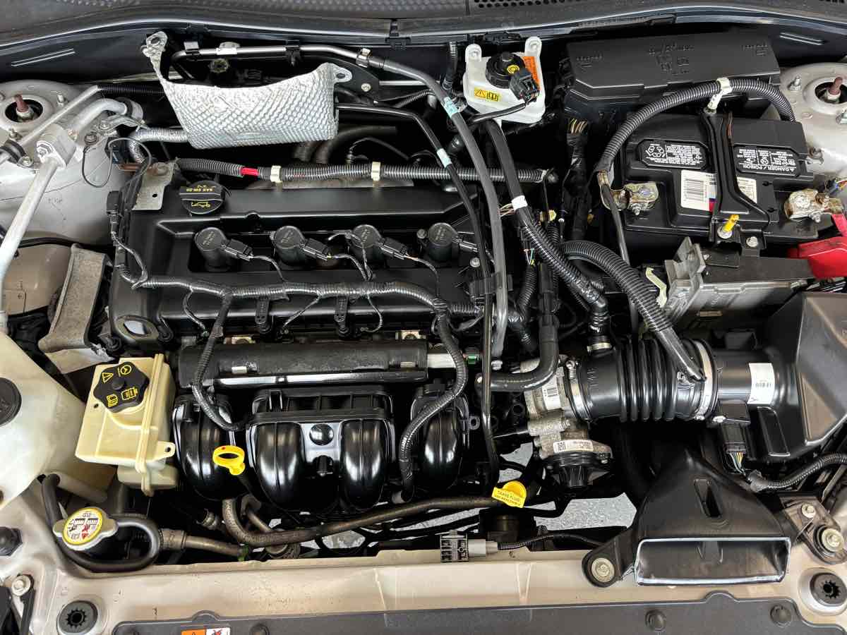 Ford Focus photo 26