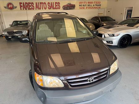 2002 Toyota Sienna LE