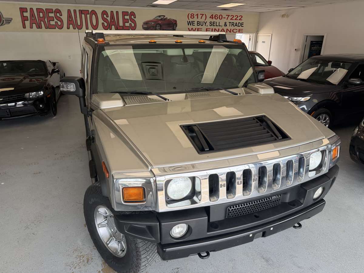 2005 Hummer H2 SUV's photo