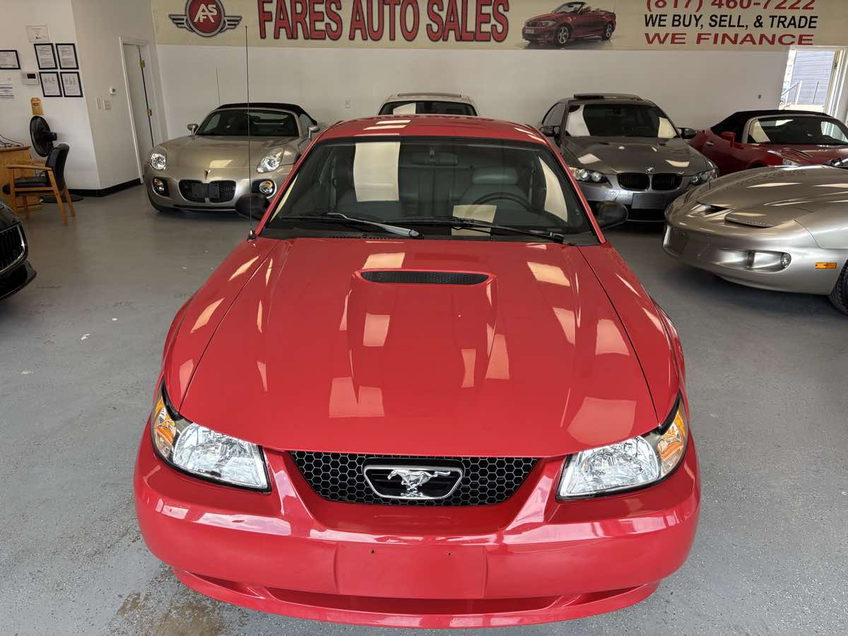 2000 Ford Mustang GT V8's photo