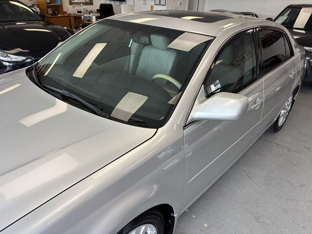 Toyota Avalon photo 4