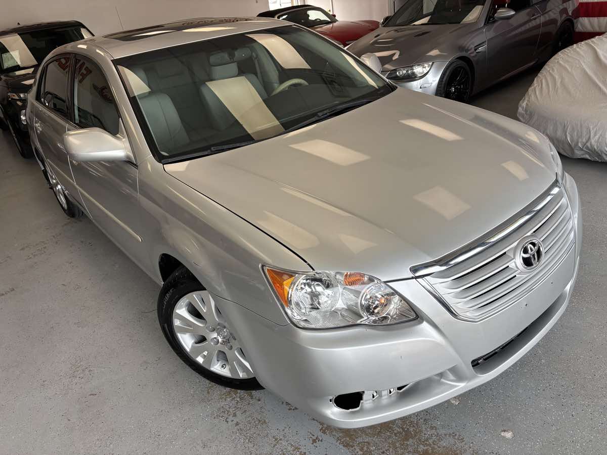 Toyota Avalon photo 7