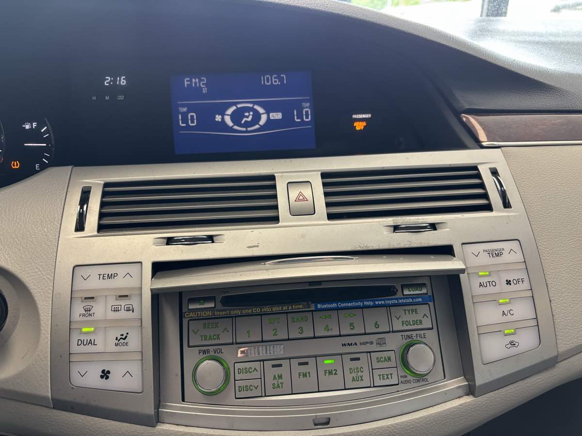 Toyota Avalon photo 15