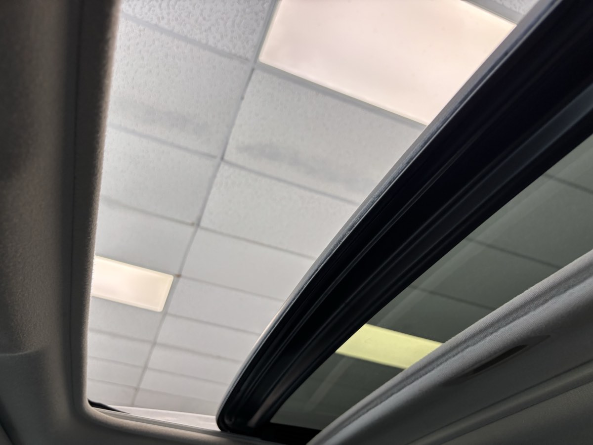 Toyota Avalon photo 21
