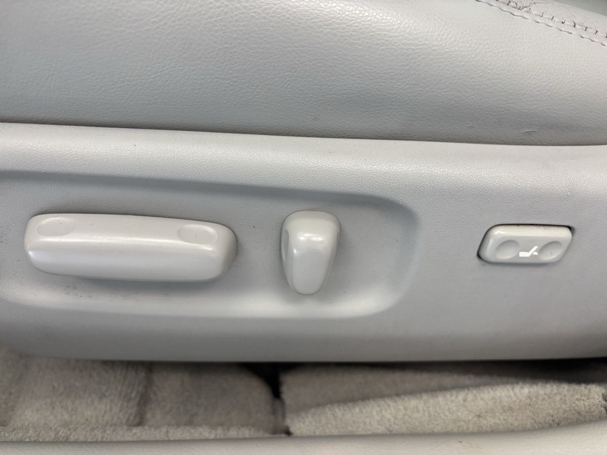 Toyota Avalon photo 23