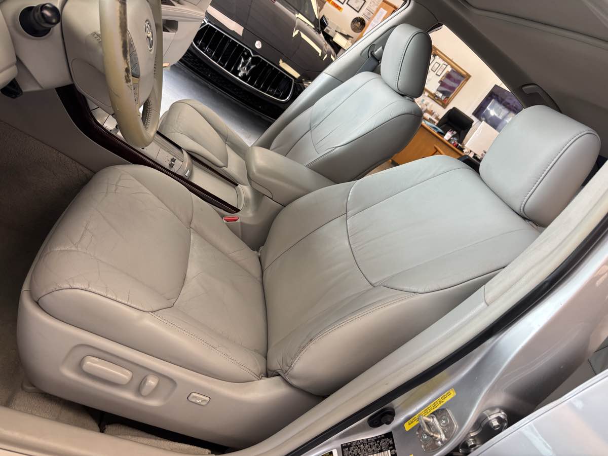 Toyota Avalon photo 19