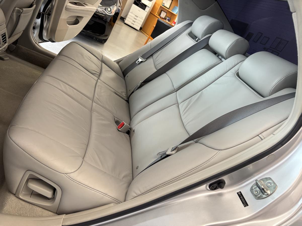 Toyota Avalon photo 24