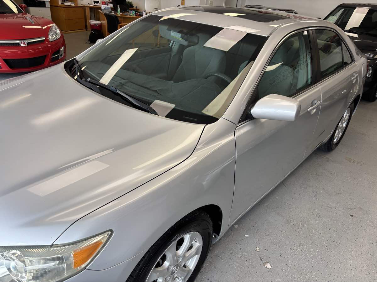Toyota Camry photo 3
