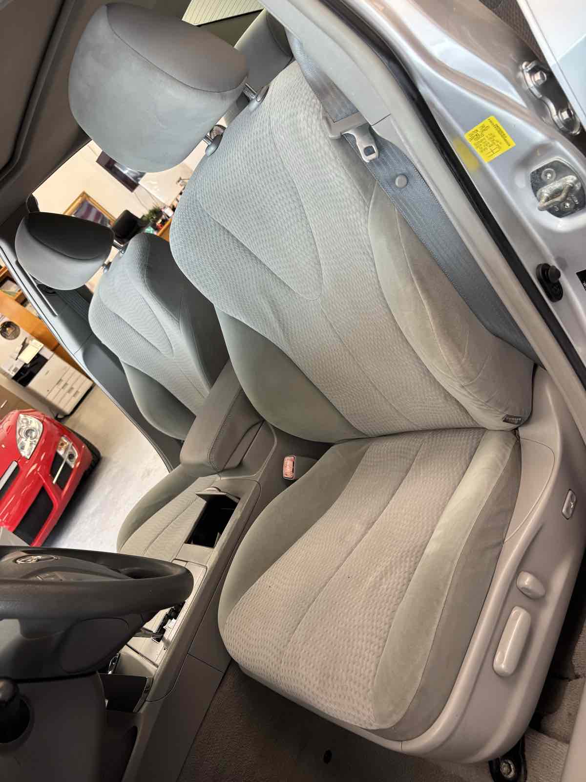 Toyota Camry photo 21