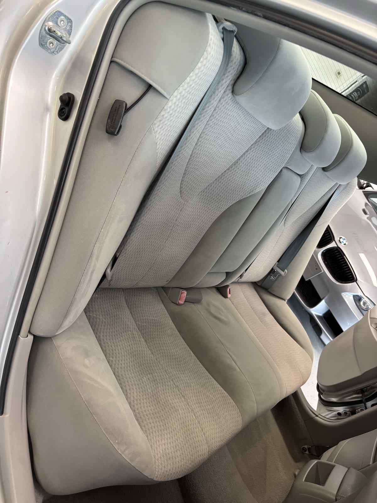 Toyota Camry photo 24