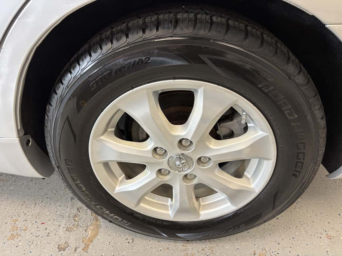 Toyota Camry photo 26