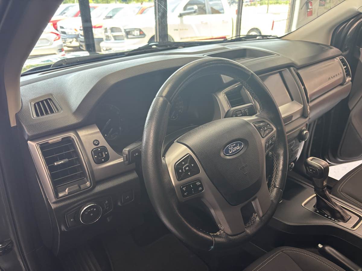 Ford Ranger photo 13