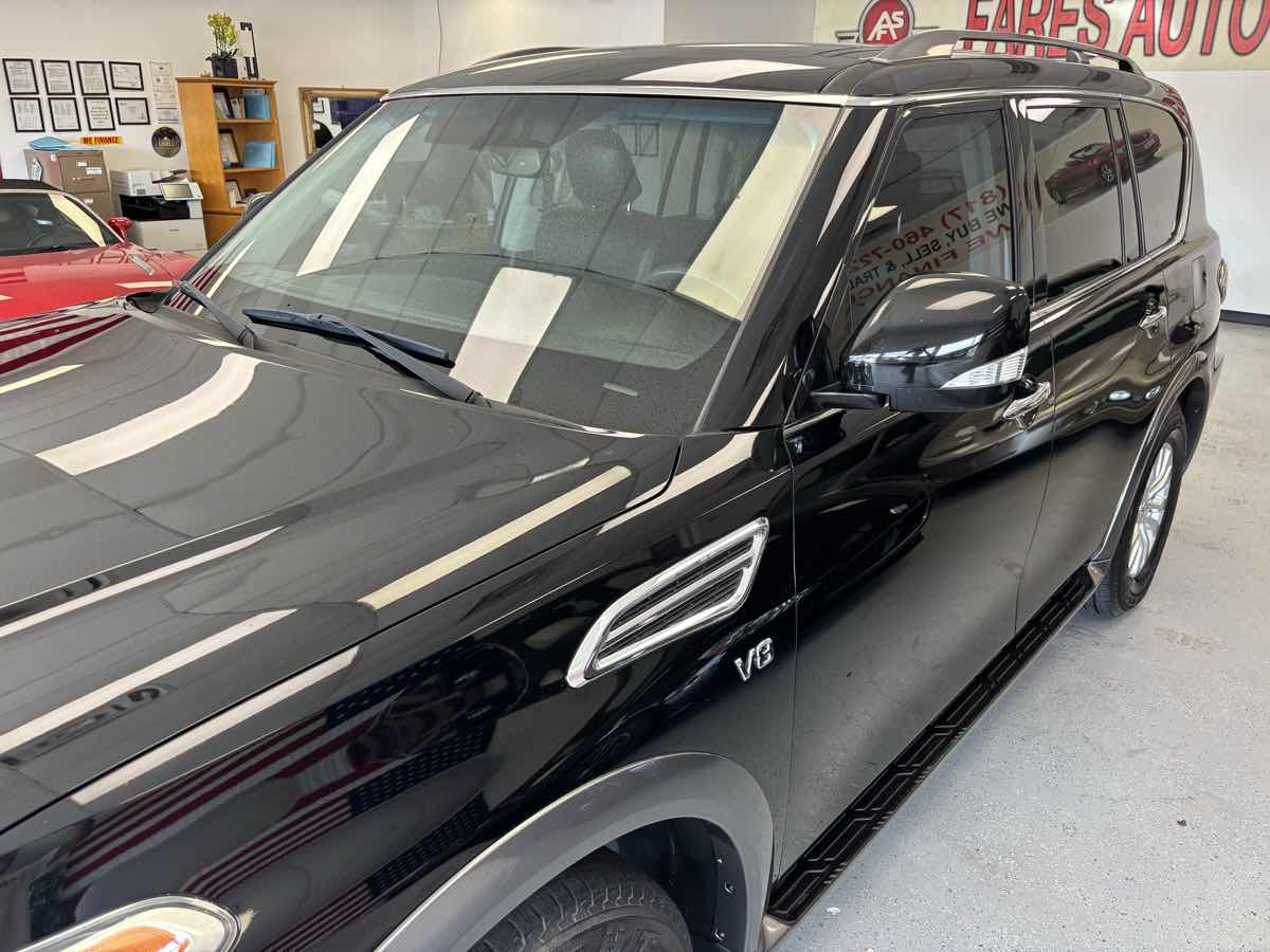 Nissan Armada photo 4