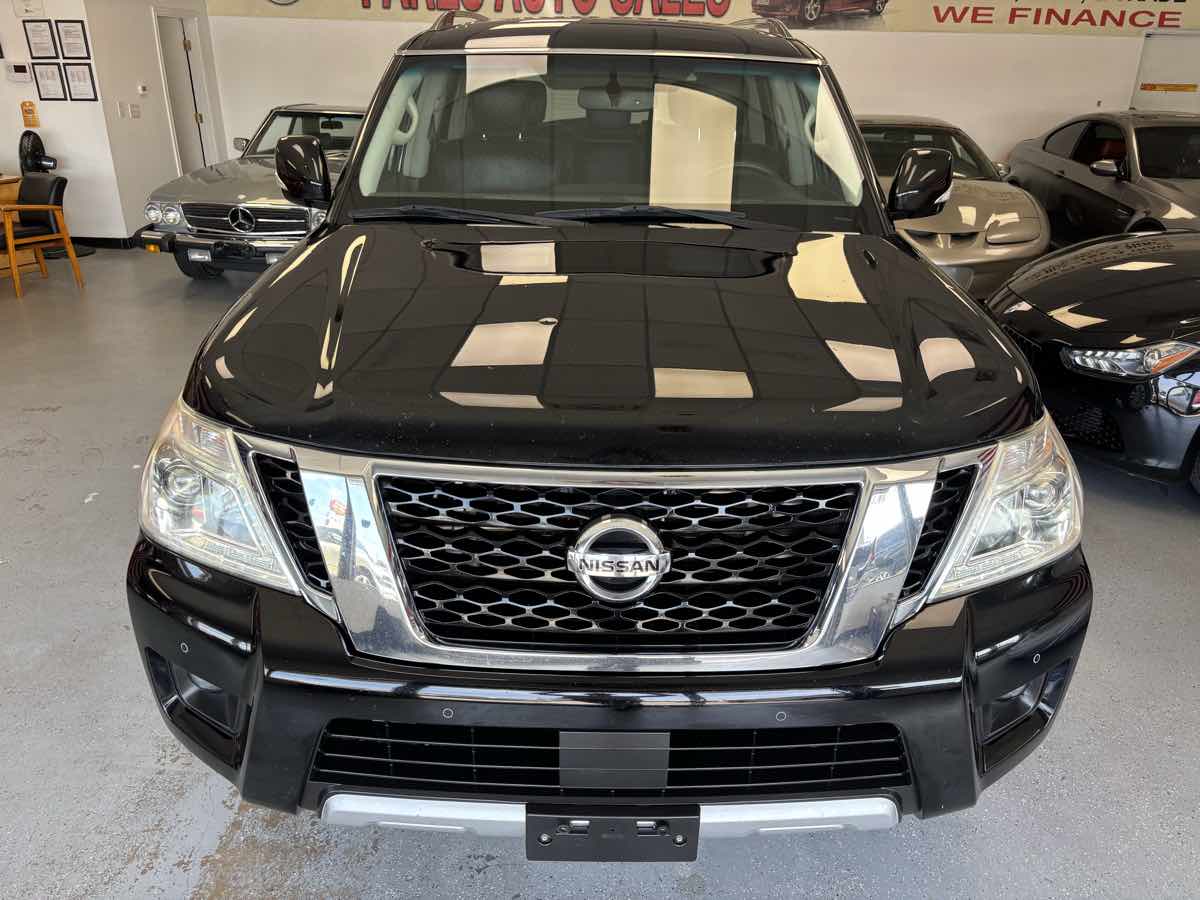 Nissan Armada photo 7