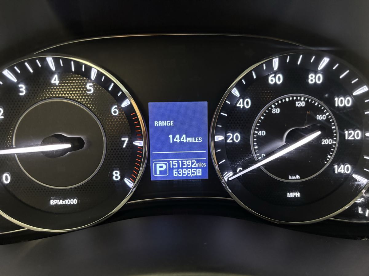 Nissan Armada photo 15