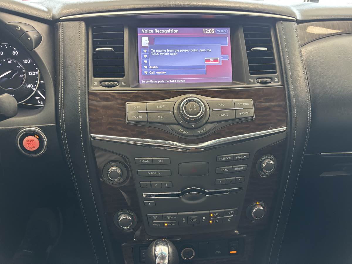 Nissan Armada photo 16