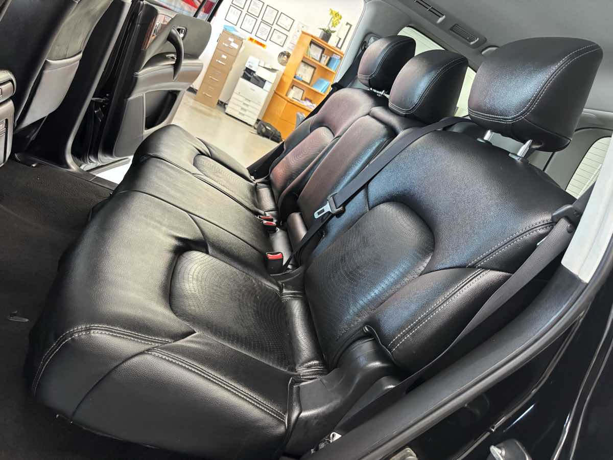Nissan Armada photo 23