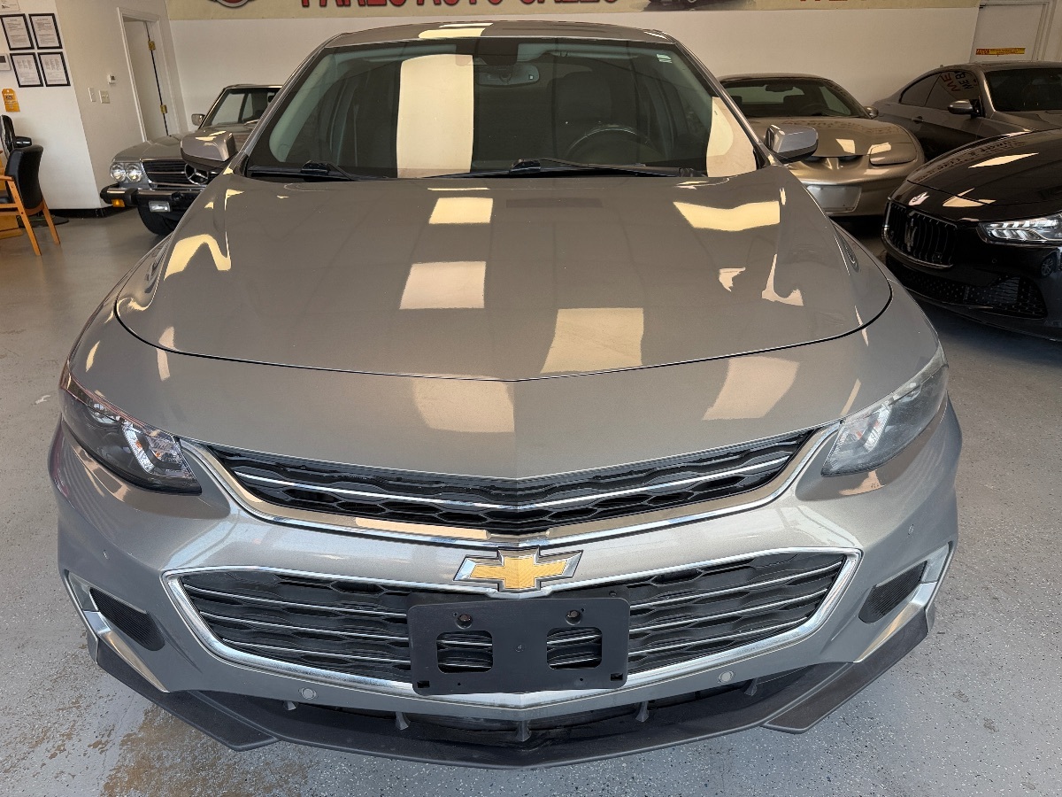 Chevrolet Malibu photo 2