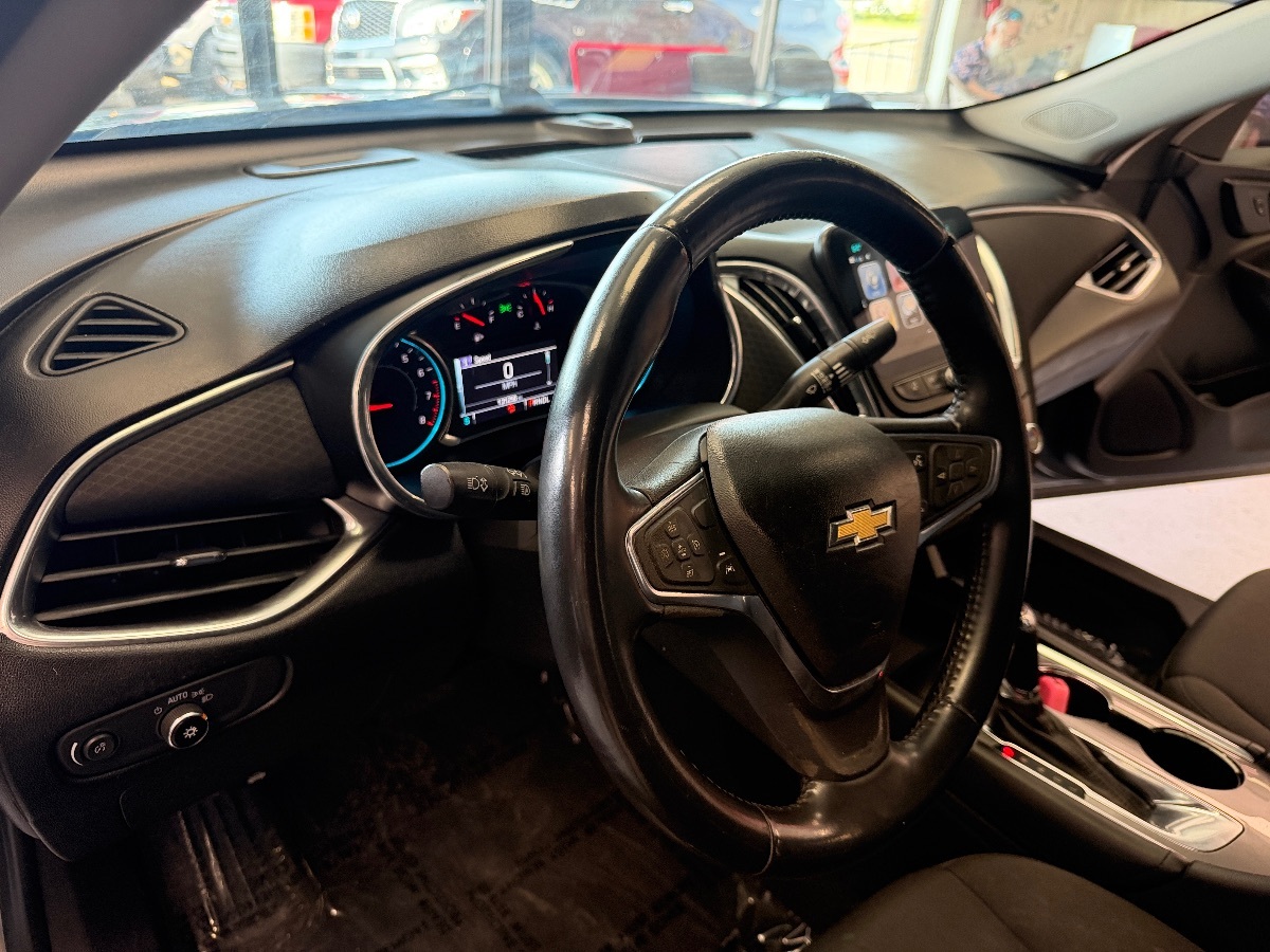 Chevrolet Malibu photo 13