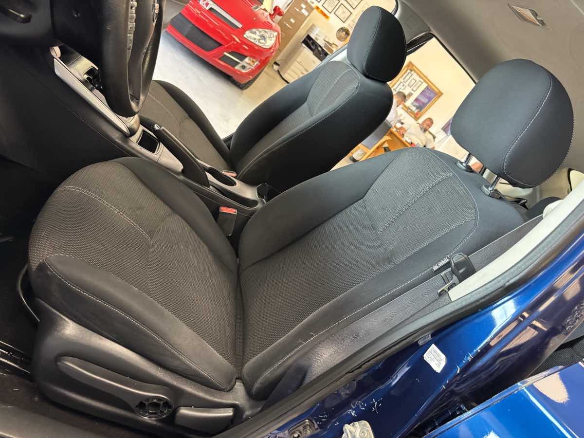 Nissan Sentra photo 19