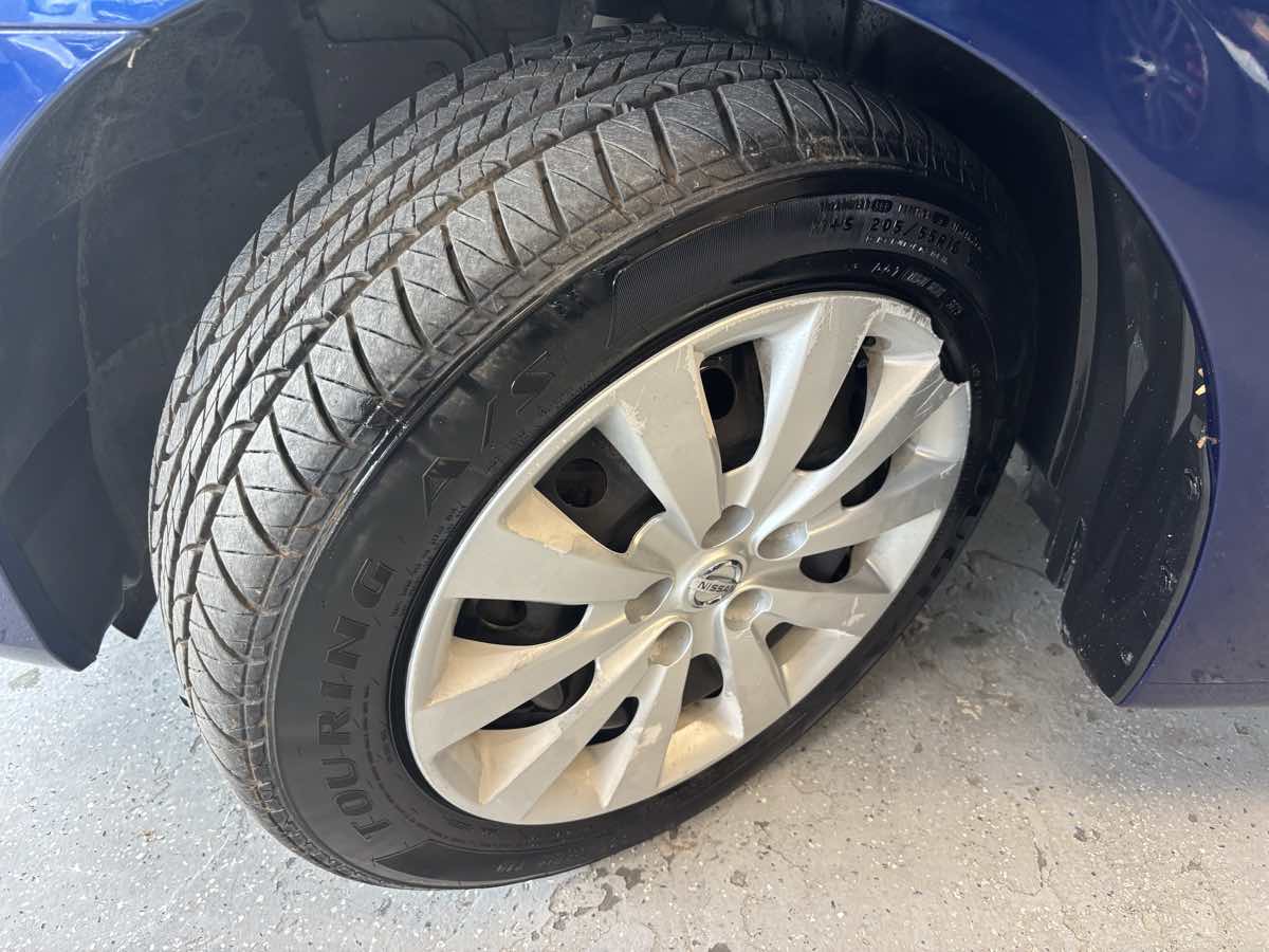 Nissan Sentra photo 25