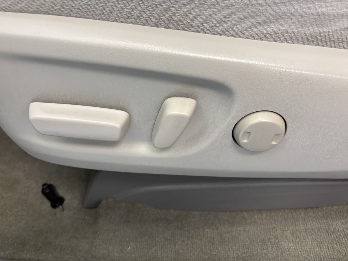 Toyota Sienna photo 15