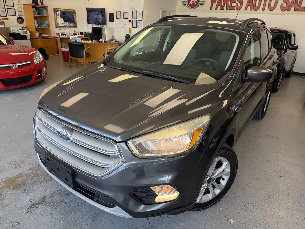 Ford Escape photo 12